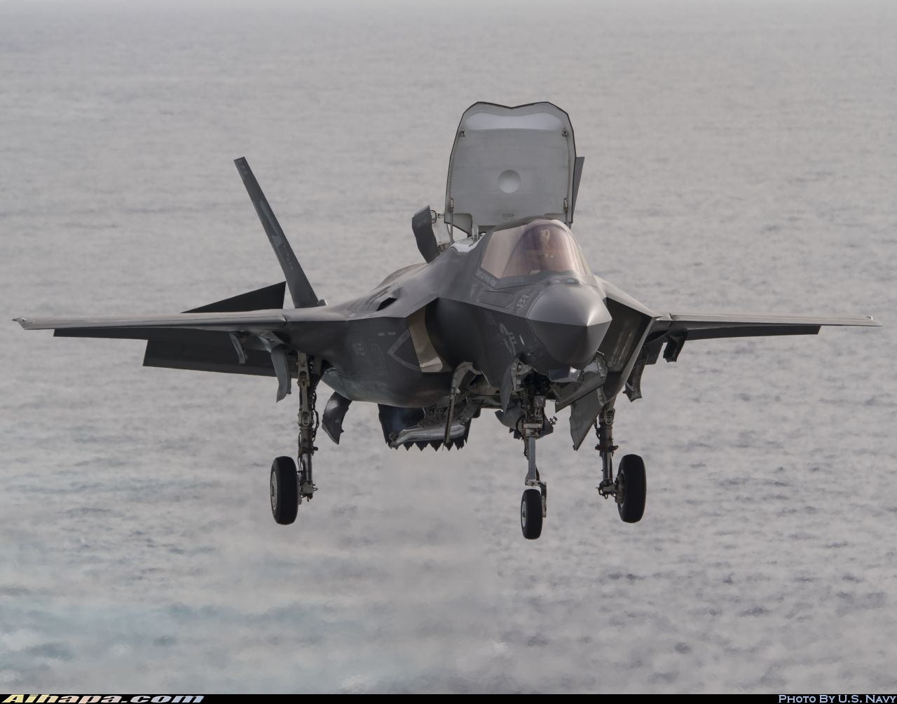 洛克希德-马丁 F-35B&ldquo;闪电&rdquo;Ⅱ \vert{} ID:34205