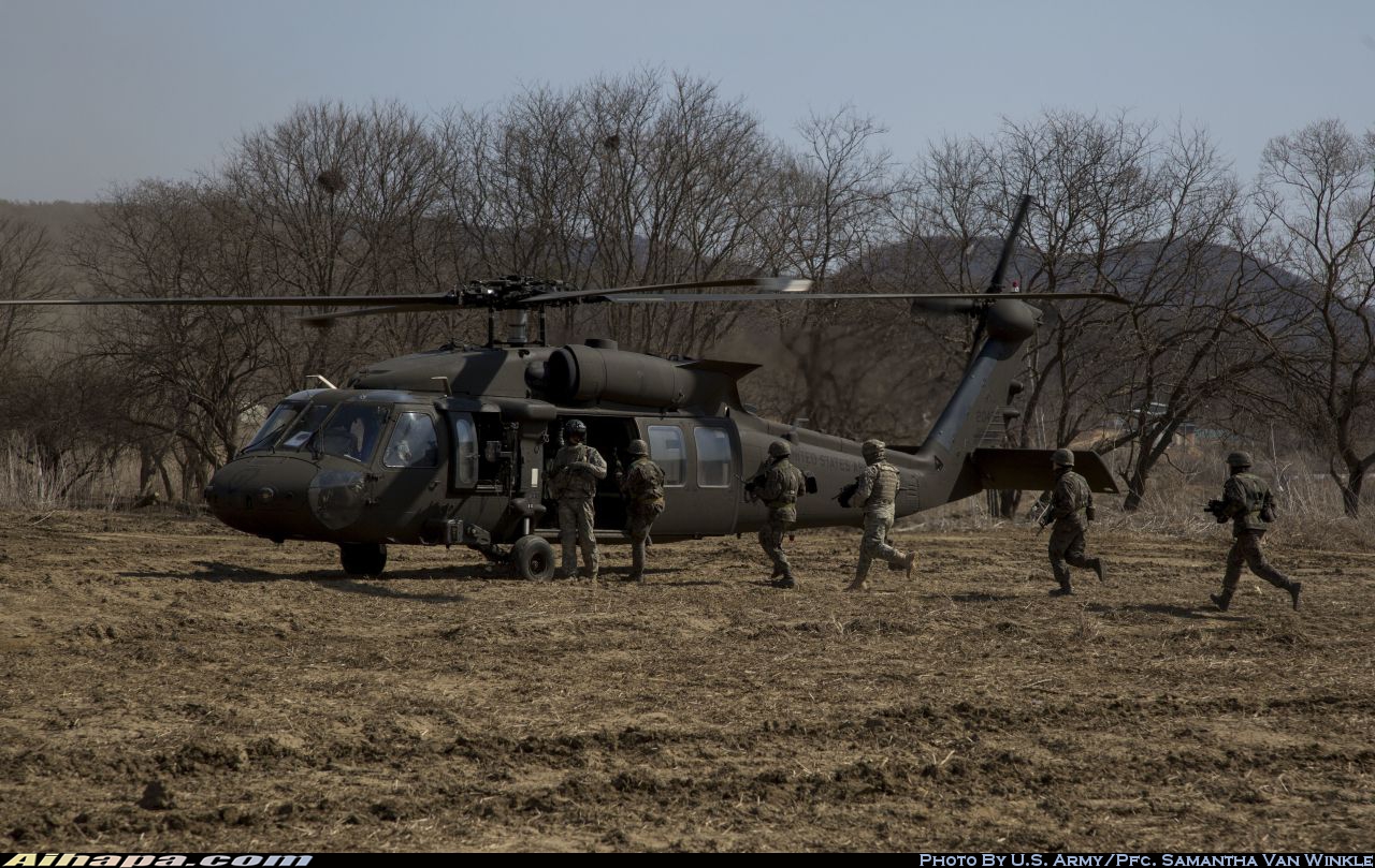 西科斯基 UH-60L&ldquo;黑鹰&rdquo; \vert{} ID:31845
