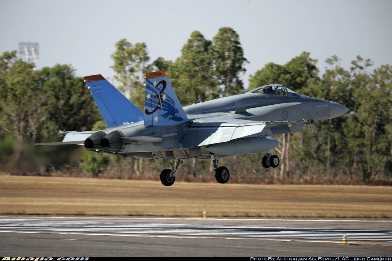 麦克唐纳-道格拉斯 F/A-18A&ldquo;大黄蜂&rdquo; \vert{} ID:19165