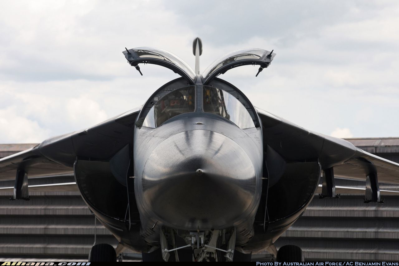 通用动力 F-111C&ldquo;土豚&rdquo; \vert{} ID:19882