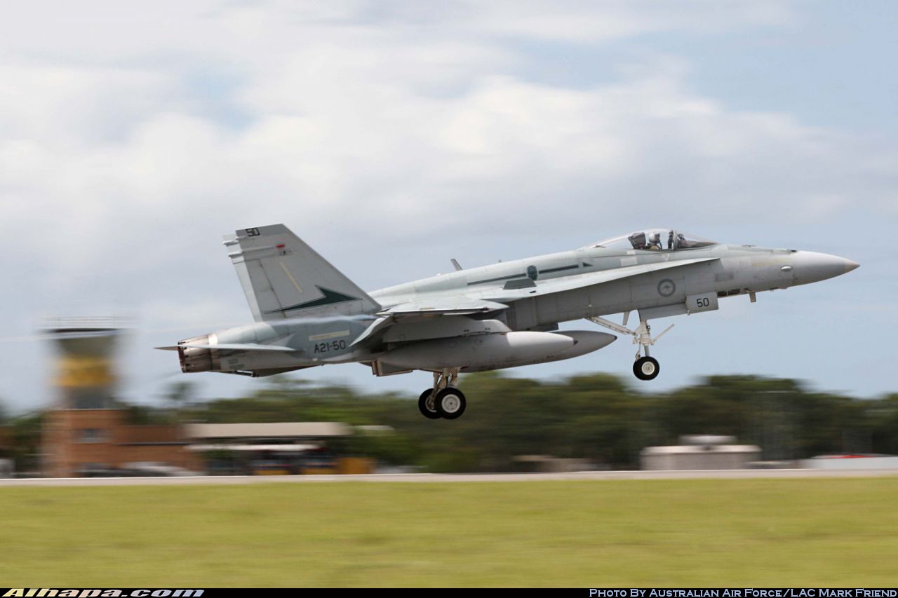 麦克唐纳-道格拉斯 F/A-18A&ldquo;大黄蜂&rdquo; \vert{} ID:17486
