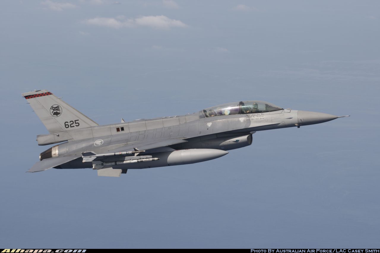洛克希德-马丁 F-16DJ&ldquo;战隼&rdquo; \vert{} ID:19640