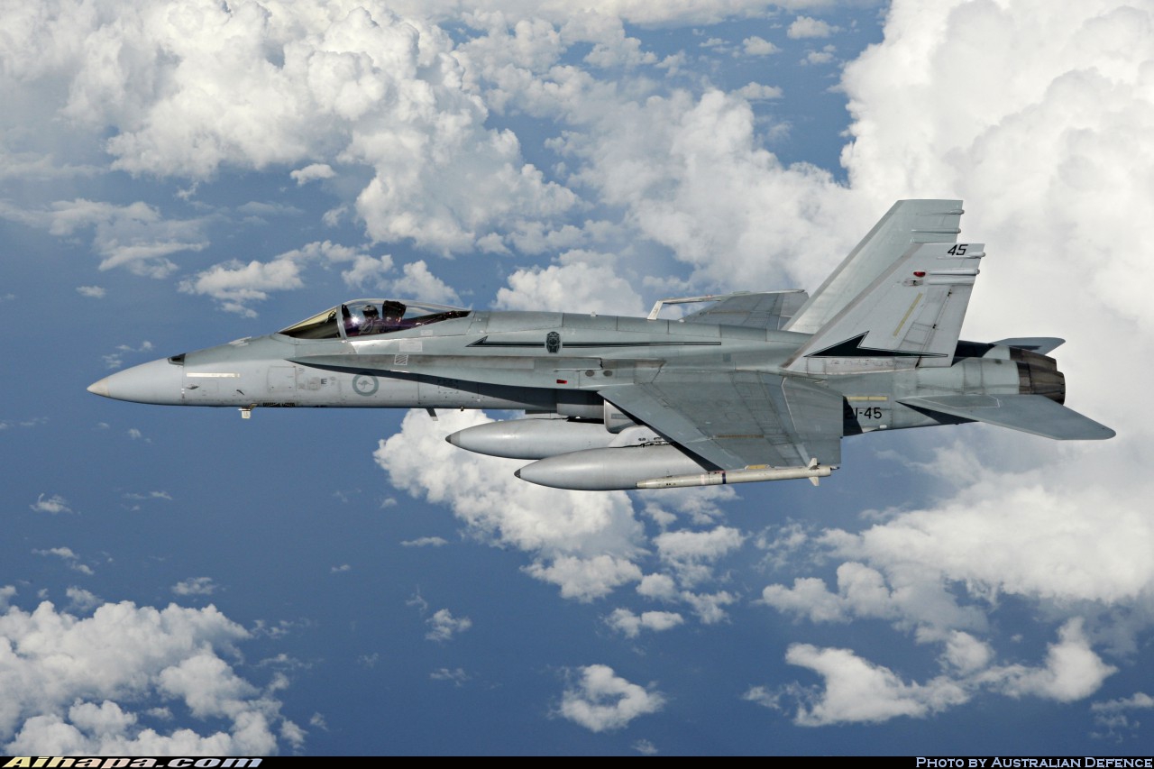 麦克唐纳-道格拉斯 F/A-18A&ldquo;大黄蜂&rdquo; \vert{} ID:4921
