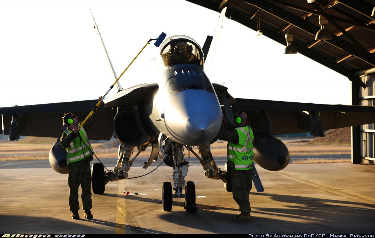 麦克唐纳-道格拉斯 F/A-18A&ldquo;大黄蜂&rdquo; \vert{} ID:19279