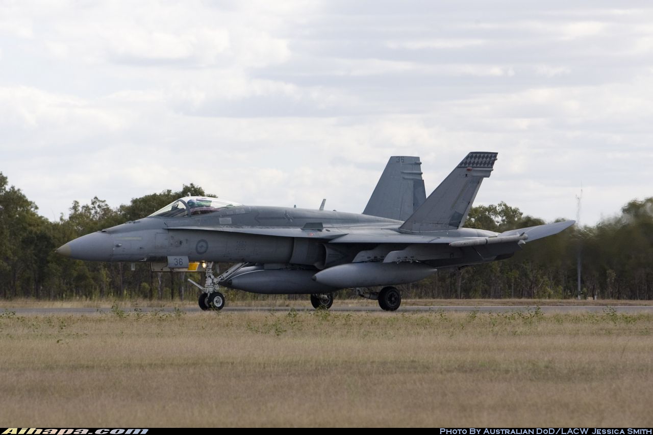 麦克唐纳-道格拉斯 F/A-18A&ldquo;大黄蜂&rdquo; \vert{} ID:19289