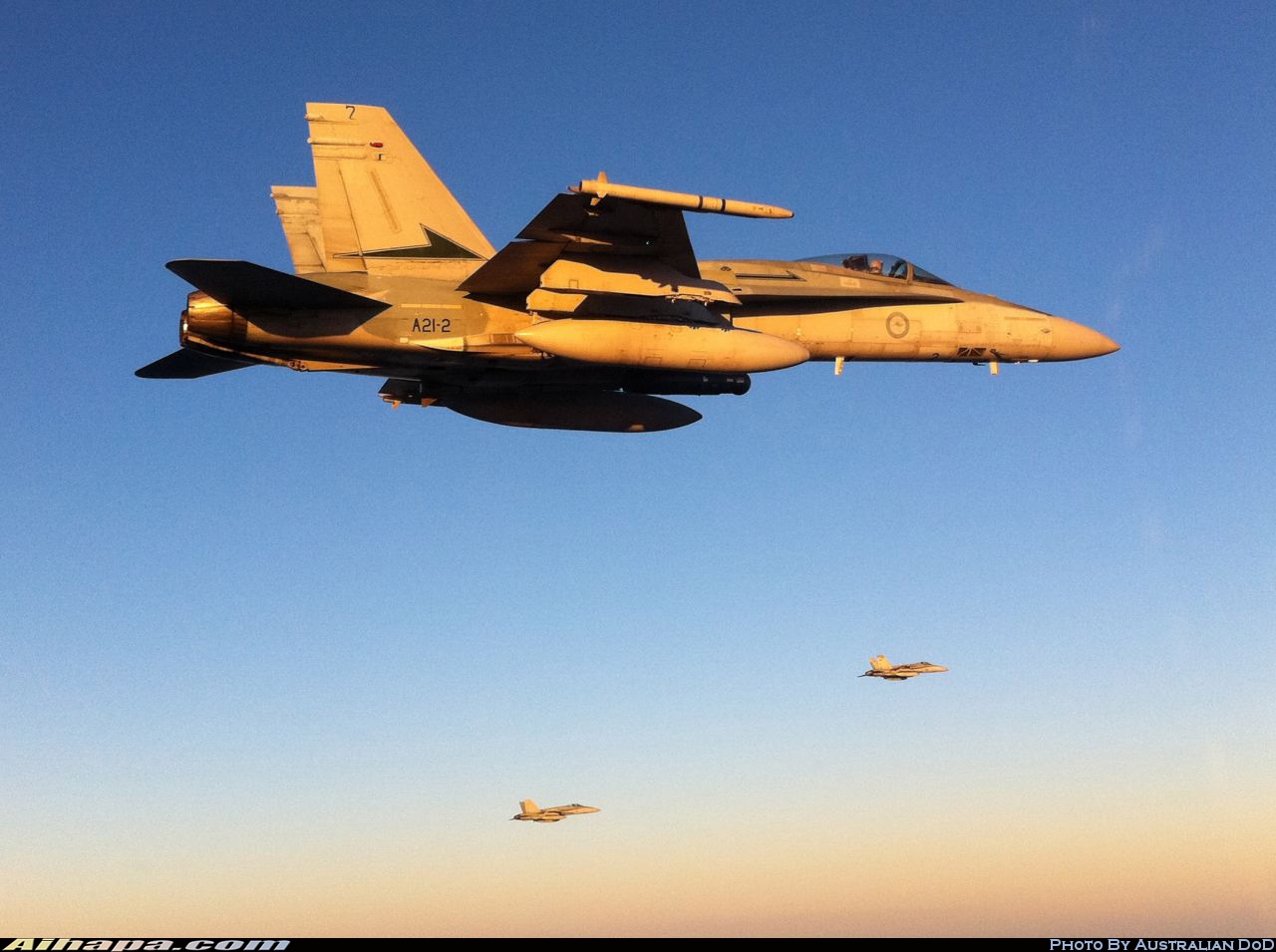 麦克唐纳-道格拉斯 F/A-18A&ldquo;大黄蜂&rdquo; \vert{} ID:22424
