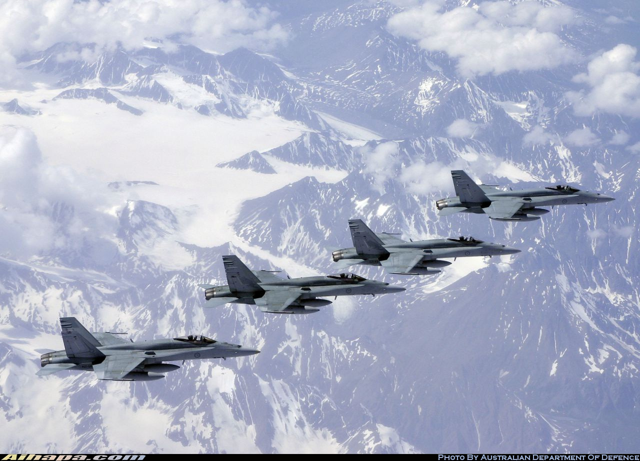 麦克唐纳-道格拉斯 F/A-18A&ldquo;大黄蜂&rdquo; \vert{} ID:11283
