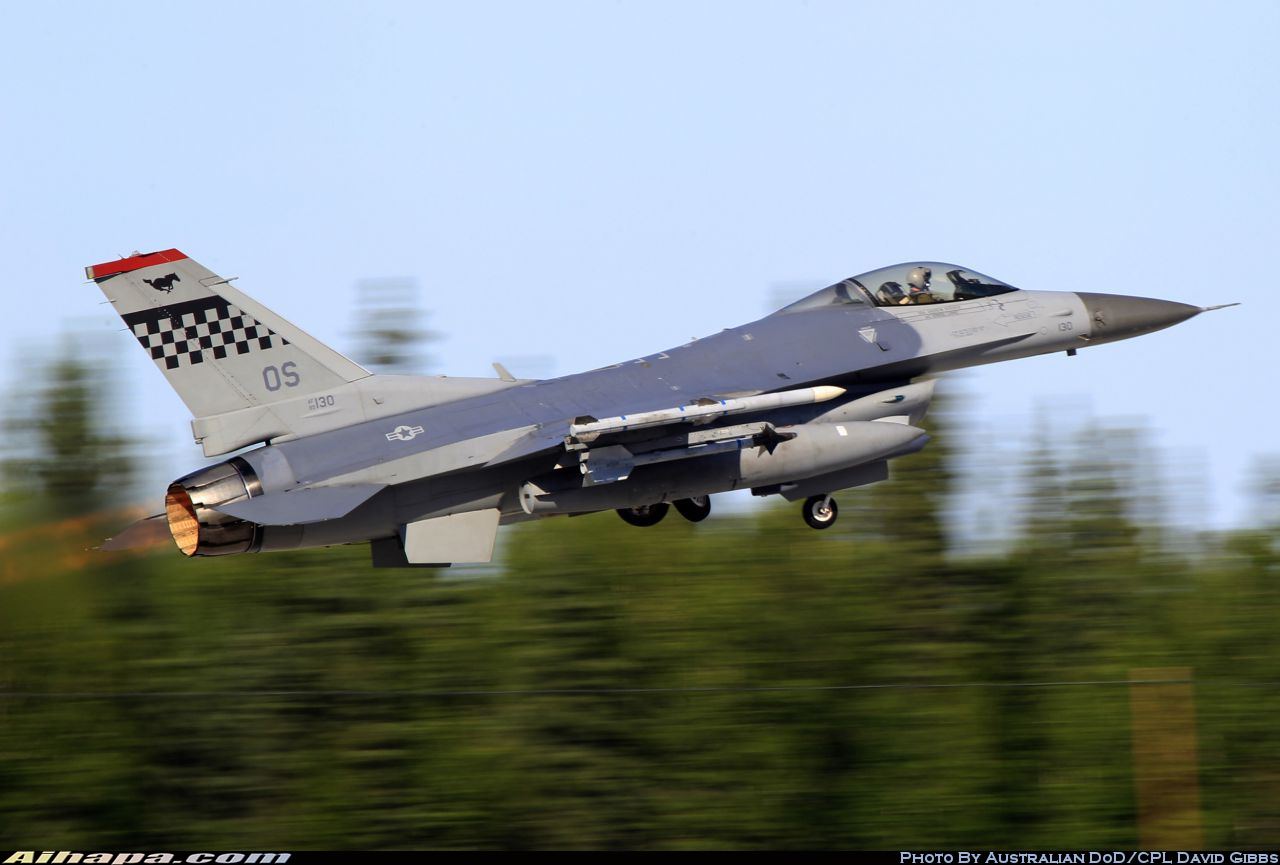 通用动力 F-16CM&ldquo;战隼&rdquo; \vert{} ID:11365