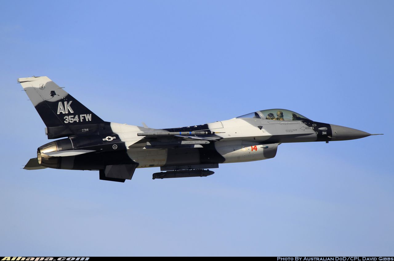 通用动力 F-16C&ldquo;战隼&rdquo; \vert{} ID:11355