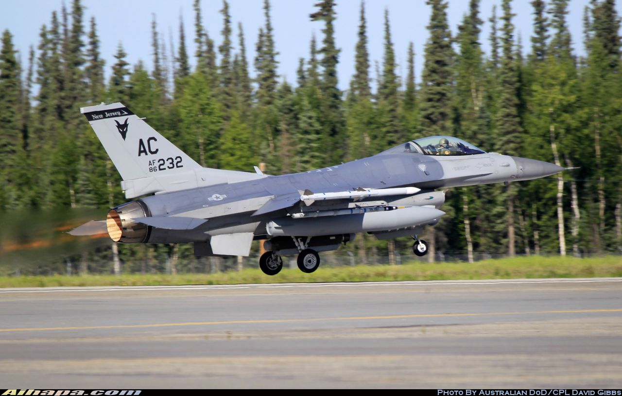 通用动力 F-16C&ldquo;战隼&rdquo; \vert{} ID:11371