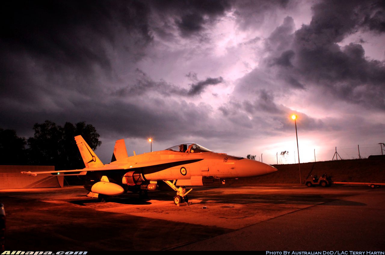 麦克唐纳-道格拉斯 F/A-18A&ldquo;大黄蜂&rdquo; \vert{} ID:19922