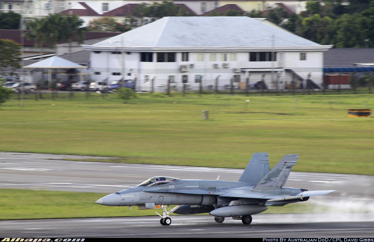 麦克唐纳-道格拉斯 F/A-18A&ldquo;大黄蜂&rdquo; \vert{} ID:19770