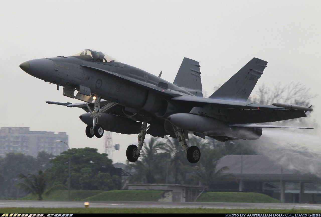 麦克唐纳-道格拉斯 F/A-18A&ldquo;大黄蜂&rdquo; \vert{} ID:19778