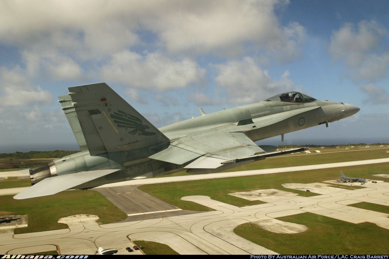 麦克唐纳-道格拉斯 F/A-18A&ldquo;大黄蜂&rdquo; \vert{} ID:20665