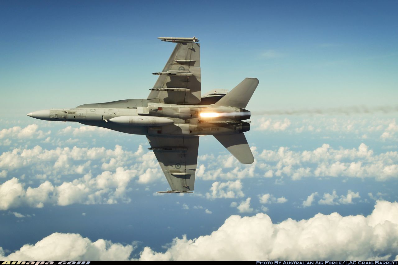 麦克唐纳-道格拉斯 F/A-18A&ldquo;大黄蜂&rdquo; \vert{} ID:20619