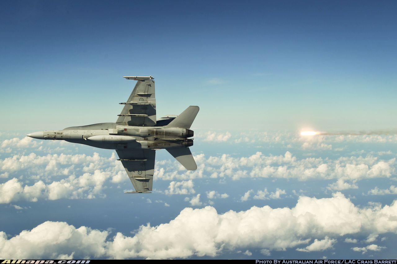 麦克唐纳-道格拉斯 F/A-18A&ldquo;大黄蜂&rdquo; \vert{} ID:20621