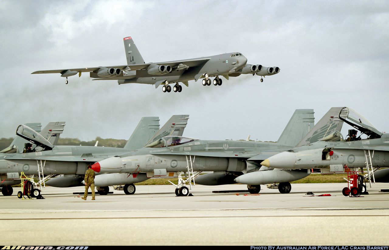 波音 B-52H&ldquo;同温层堡垒&rdquo; \vert{} ID:20711