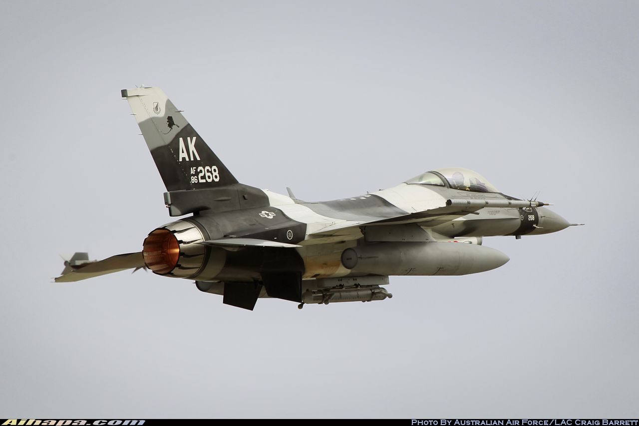 通用动力 F-16C&ldquo;战隼&rdquo; \vert{} ID:20707