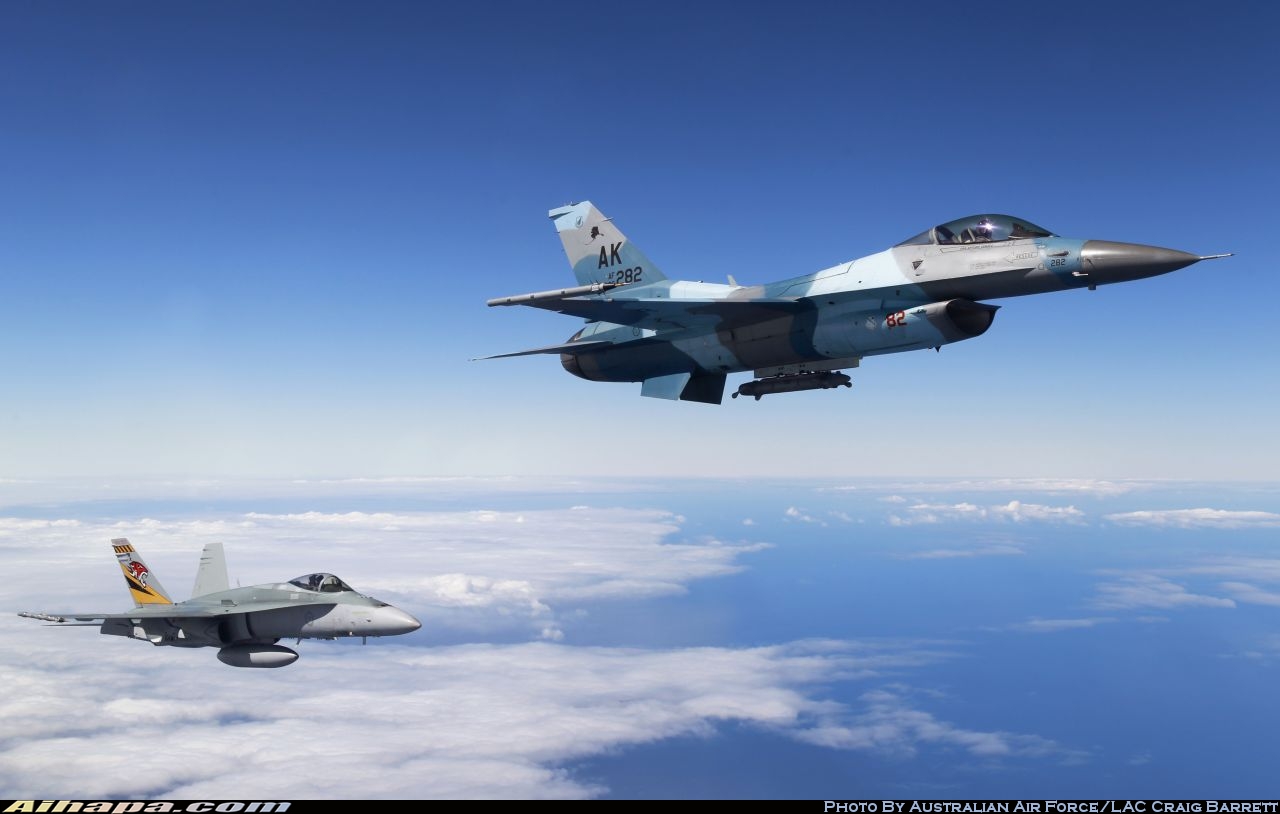 通用动力 F-16C&ldquo;战隼&rdquo; \vert{} ID:33121