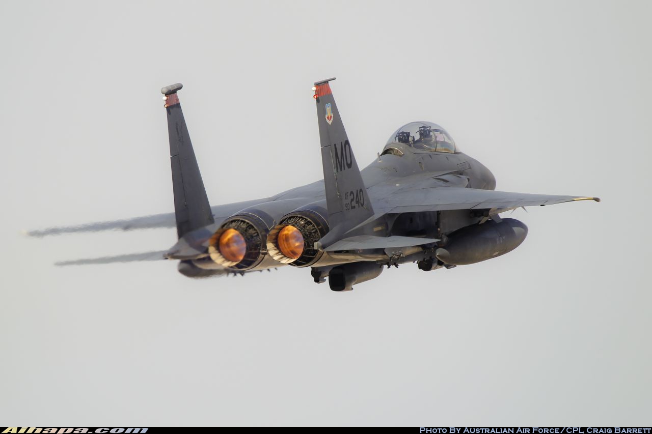 麦克唐纳-道格拉斯 F-15E&ldquo;攻击鹰&rdquo; \vert{} ID:17762