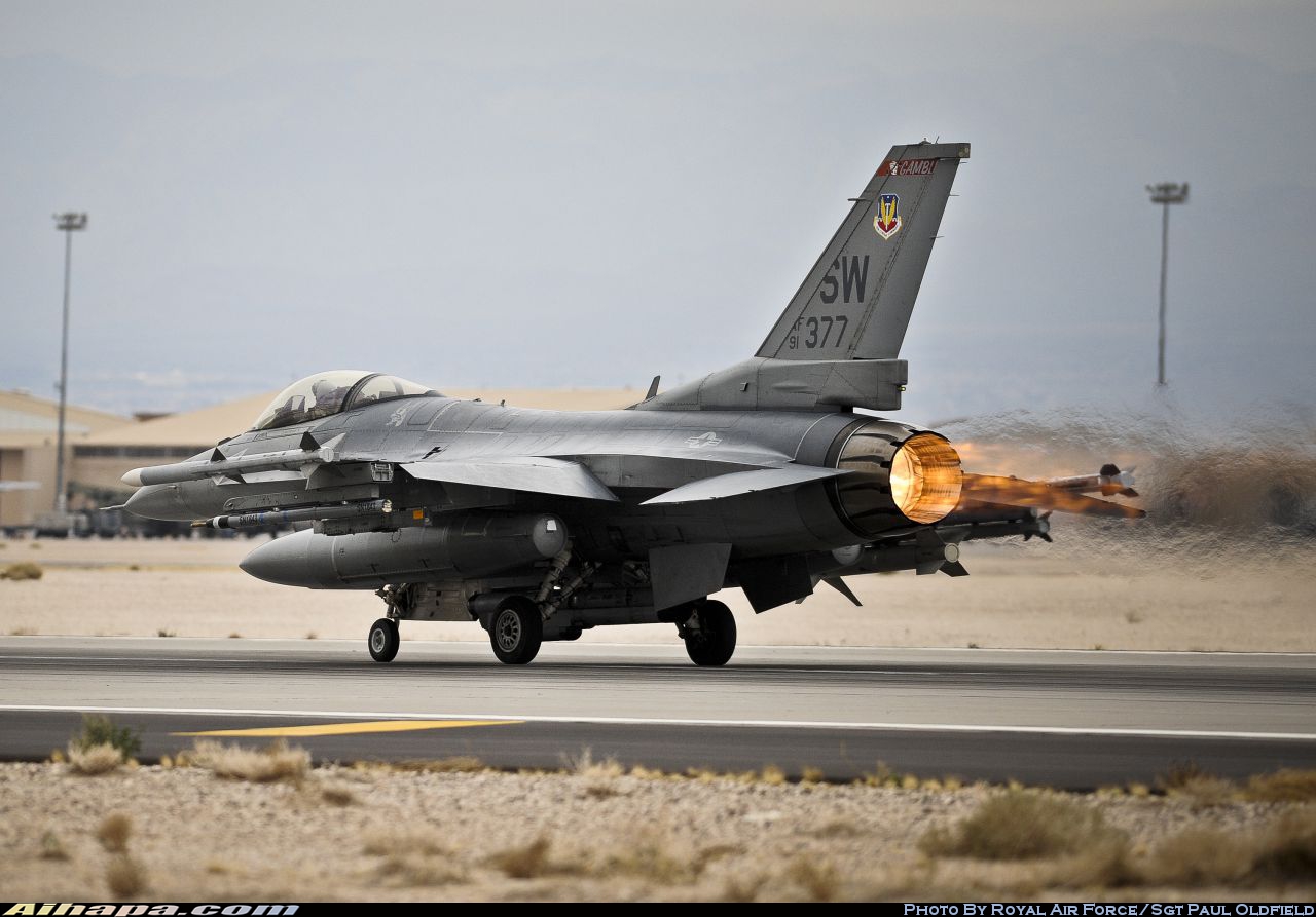 洛克希德 F-16CM&ldquo;战隼&rdquo; \vert{} ID:17772