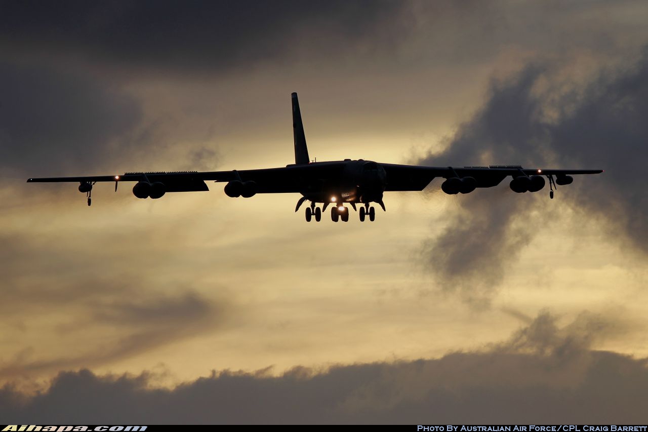波音 B-52H&ldquo;同温层堡垒&rdquo; \vert{} ID:20797