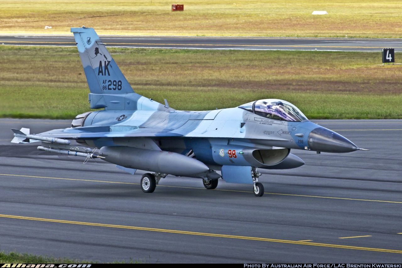 通用动力 F-16C&ldquo;战隼&rdquo; \vert{} ID:32249