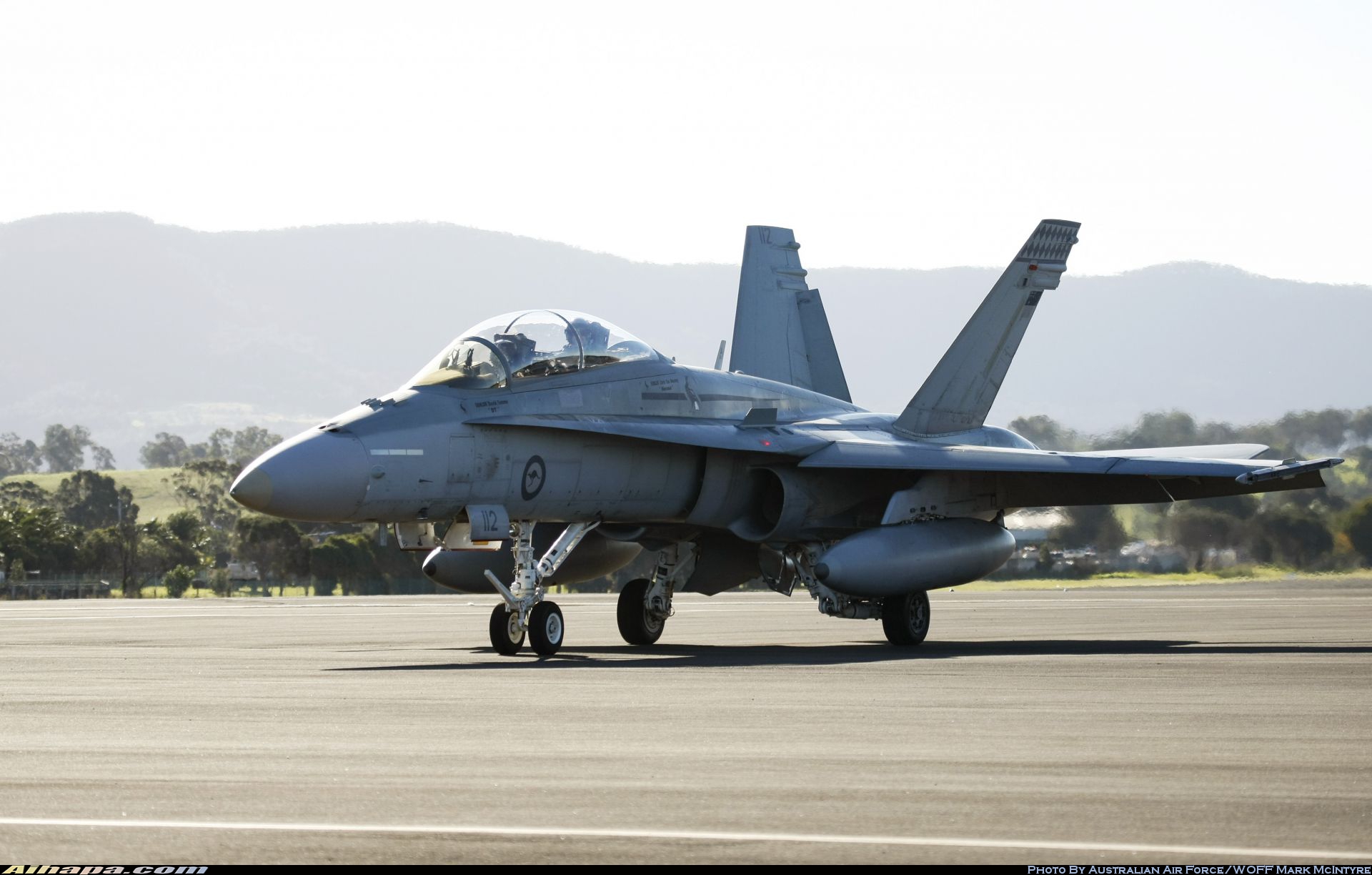 麦克唐纳-道格拉斯 F/A-18B&ldquo;大黄蜂&rdquo; \vert{} ID:12288