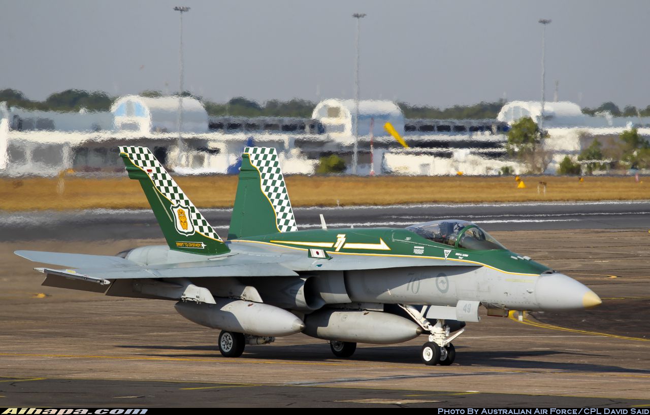 麦克唐纳-道格拉斯 F/A-18A&ldquo;大黄蜂&rdquo; \vert{} ID:9522