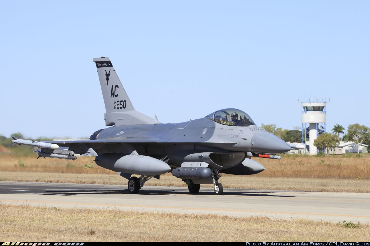 通用动力 F-16C&ldquo;战隼&rdquo; \vert{} ID:9564