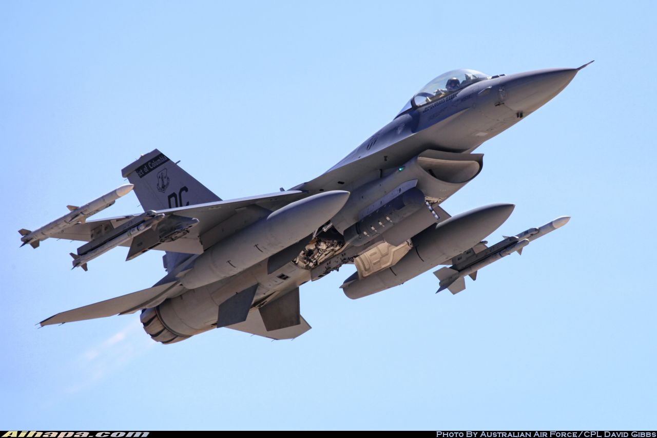通用动力 F-16C&ldquo;战隼&rdquo; \vert{} ID:10856