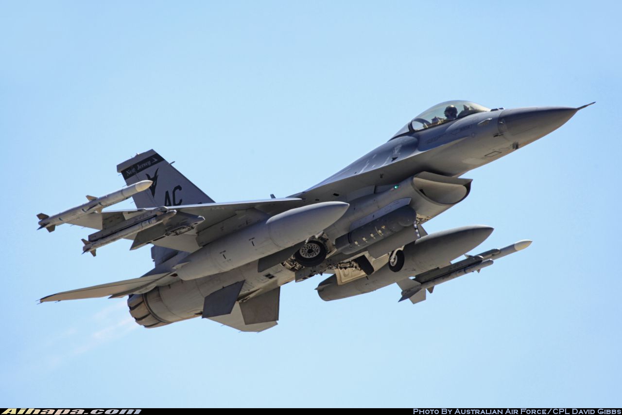 通用动力 F-16C&ldquo;战隼&rdquo; \vert{} ID:10858