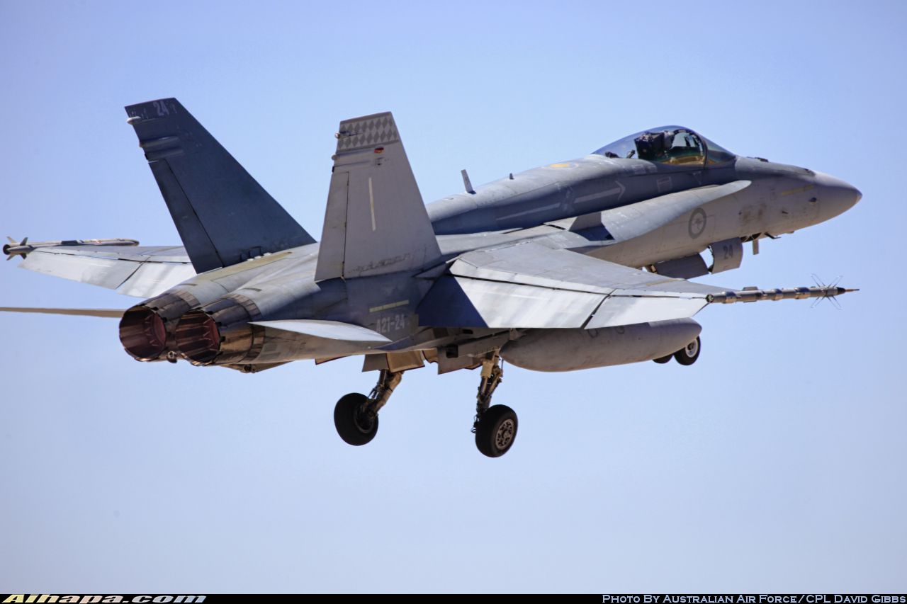 麦克唐纳-道格拉斯 F/A-18A&ldquo;大黄蜂&rdquo; \vert{} ID:10862