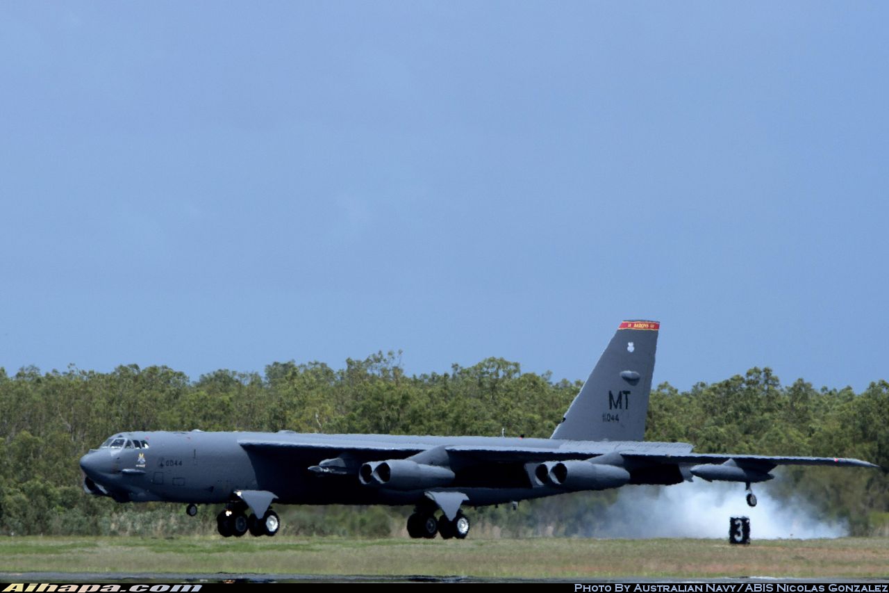 波音 B-52H&ldquo;同温层堡垒&rdquo; \vert{} ID:18647