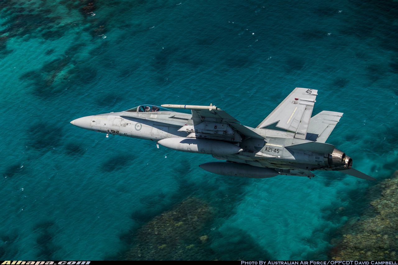 麦克唐纳-道格拉斯 F/A-18A&ldquo;大黄蜂&rdquo; \vert{} ID:24659