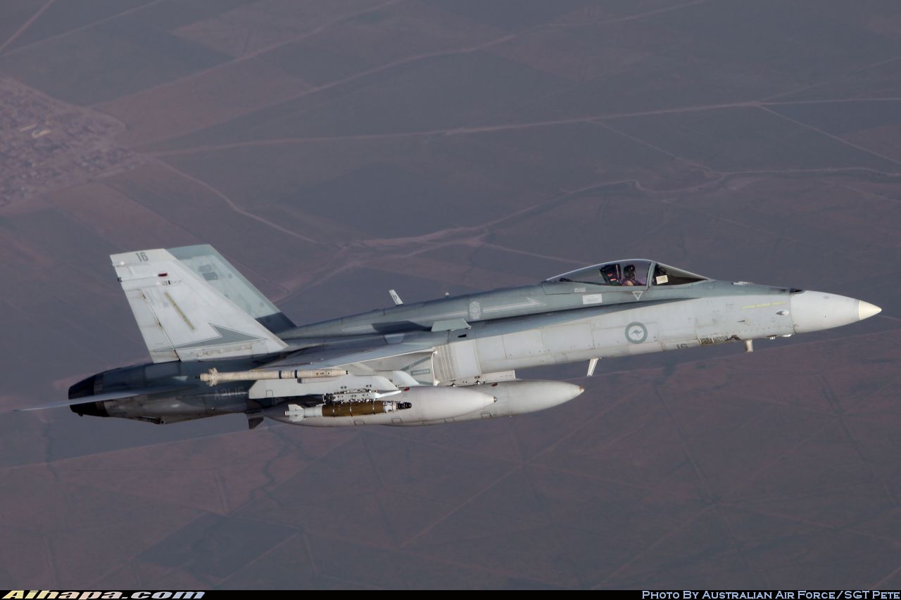 麦克唐纳-道格拉斯 F/A-18A&ldquo;大黄蜂&rdquo; \vert{} ID:24895