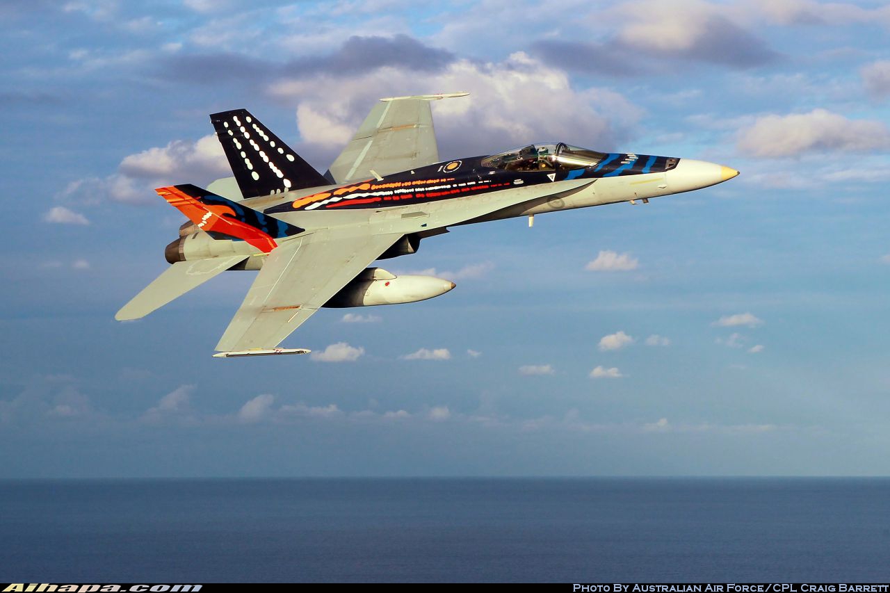 麦克唐纳-道格拉斯 F/A-18A&ldquo;大黄蜂&rdquo; \vert{} ID:25514