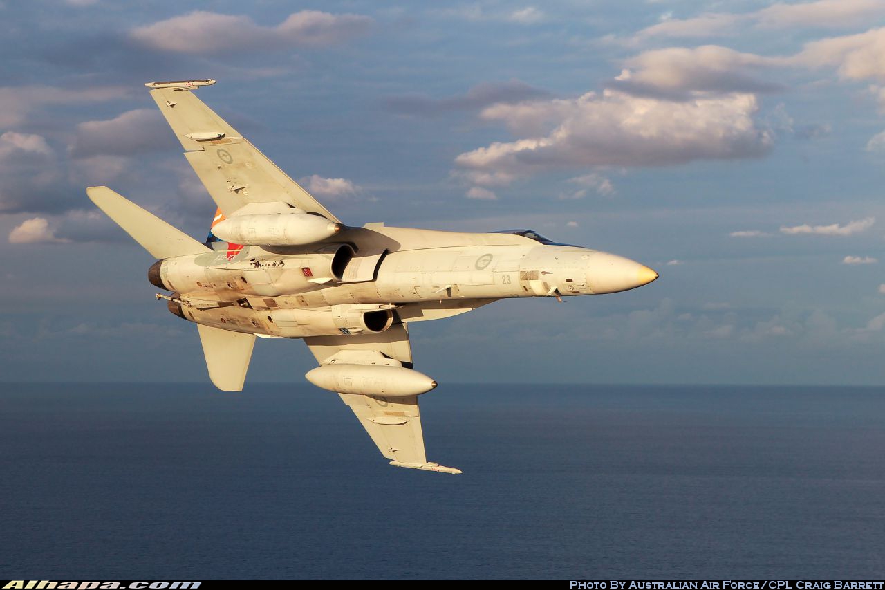 麦克唐纳-道格拉斯 F/A-18A&ldquo;大黄蜂&rdquo; \vert{} ID:25510