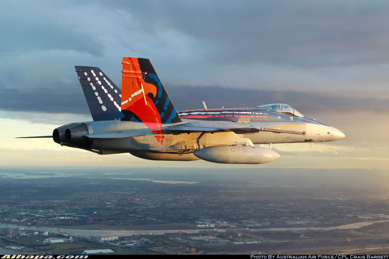 麦克唐纳-道格拉斯 F/A-18A&ldquo;大黄蜂&rdquo; \vert{} ID:25550