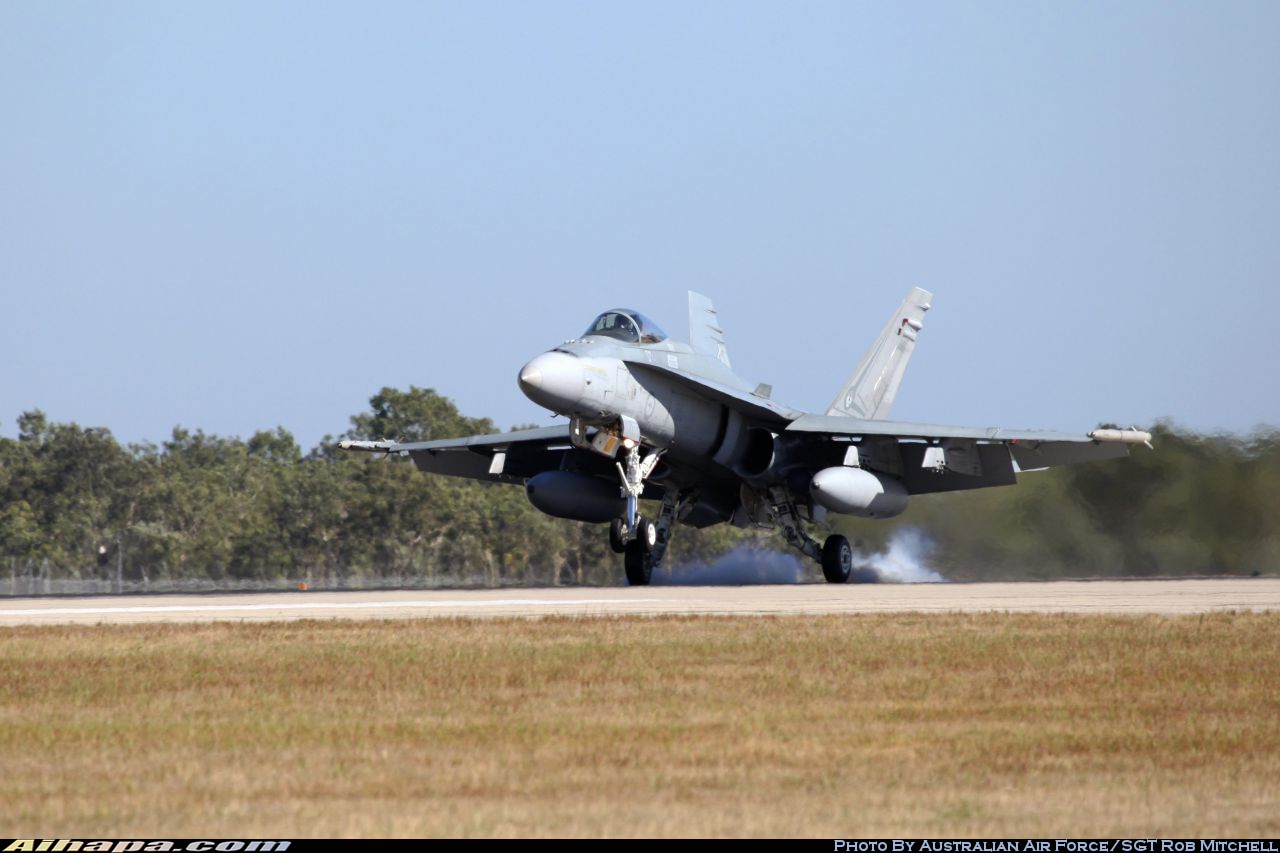 麦克唐纳-道格拉斯 F/A-18A&ldquo;大黄蜂&rdquo; \vert{} ID:26017