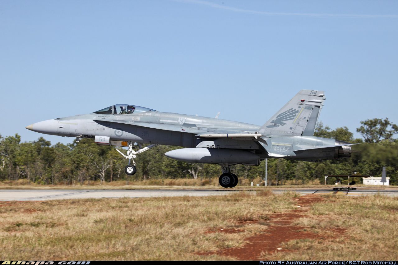 麦克唐纳-道格拉斯 F/A-18A&ldquo;大黄蜂&rdquo; \vert{} ID:26009