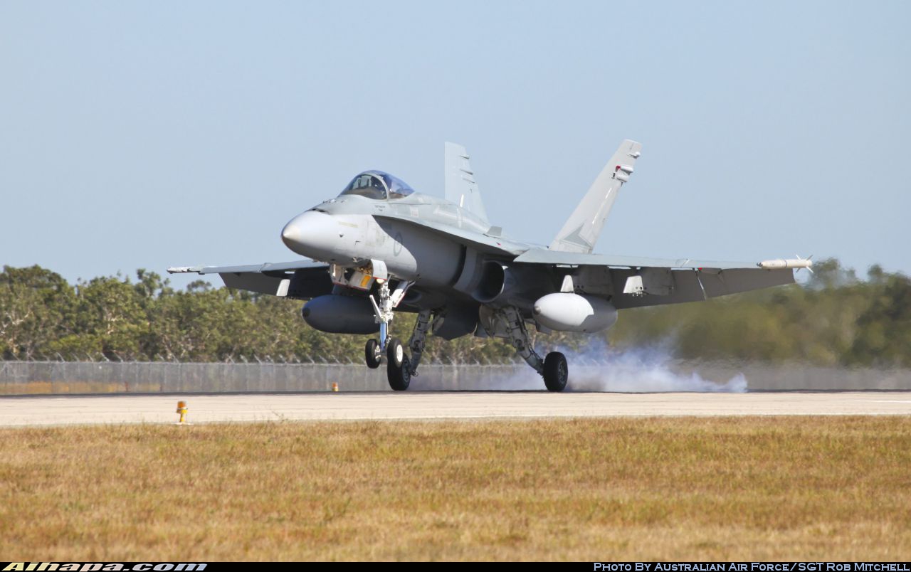 麦克唐纳-道格拉斯 F/A-18A&ldquo;大黄蜂&rdquo; \vert{} ID:26015