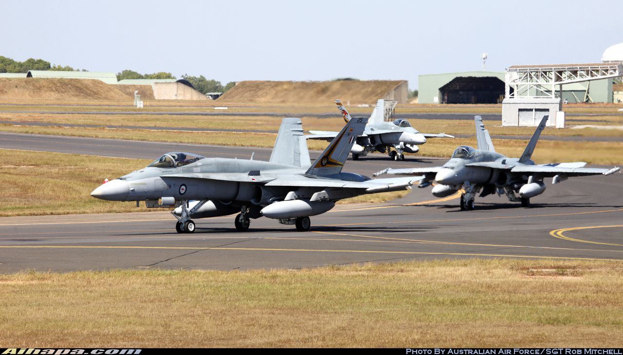 麦克唐纳-道格拉斯 F/A-18A&ldquo;大黄蜂&rdquo; \vert{} ID:26043