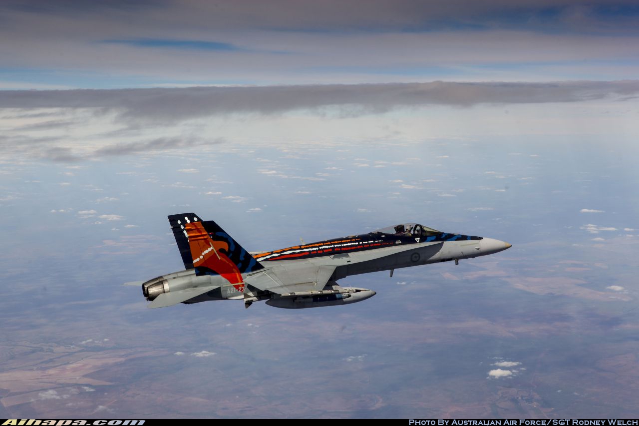 麦克唐纳-道格拉斯 F/A-18A&ldquo;大黄蜂&rdquo; \vert{} ID:26055