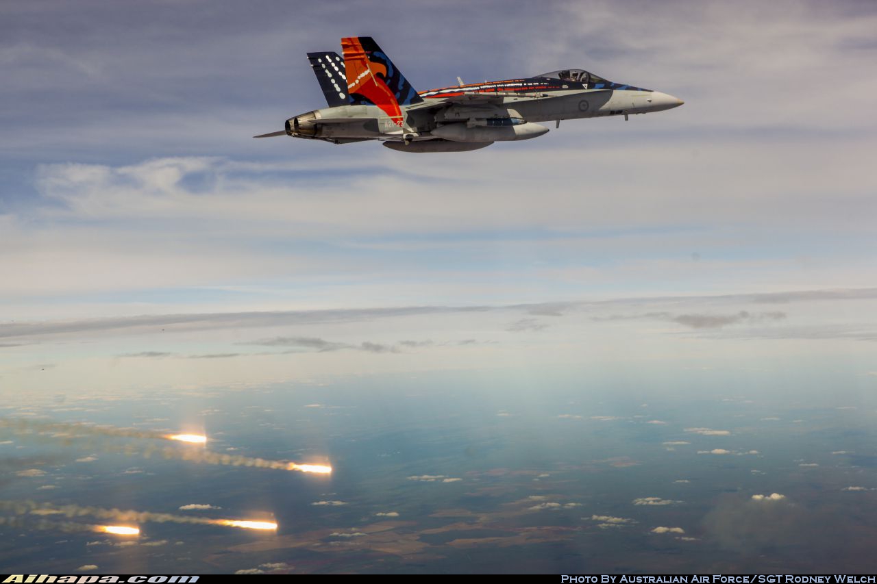 麦克唐纳-道格拉斯 F/A-18A&ldquo;大黄蜂&rdquo; \vert{} ID:26057