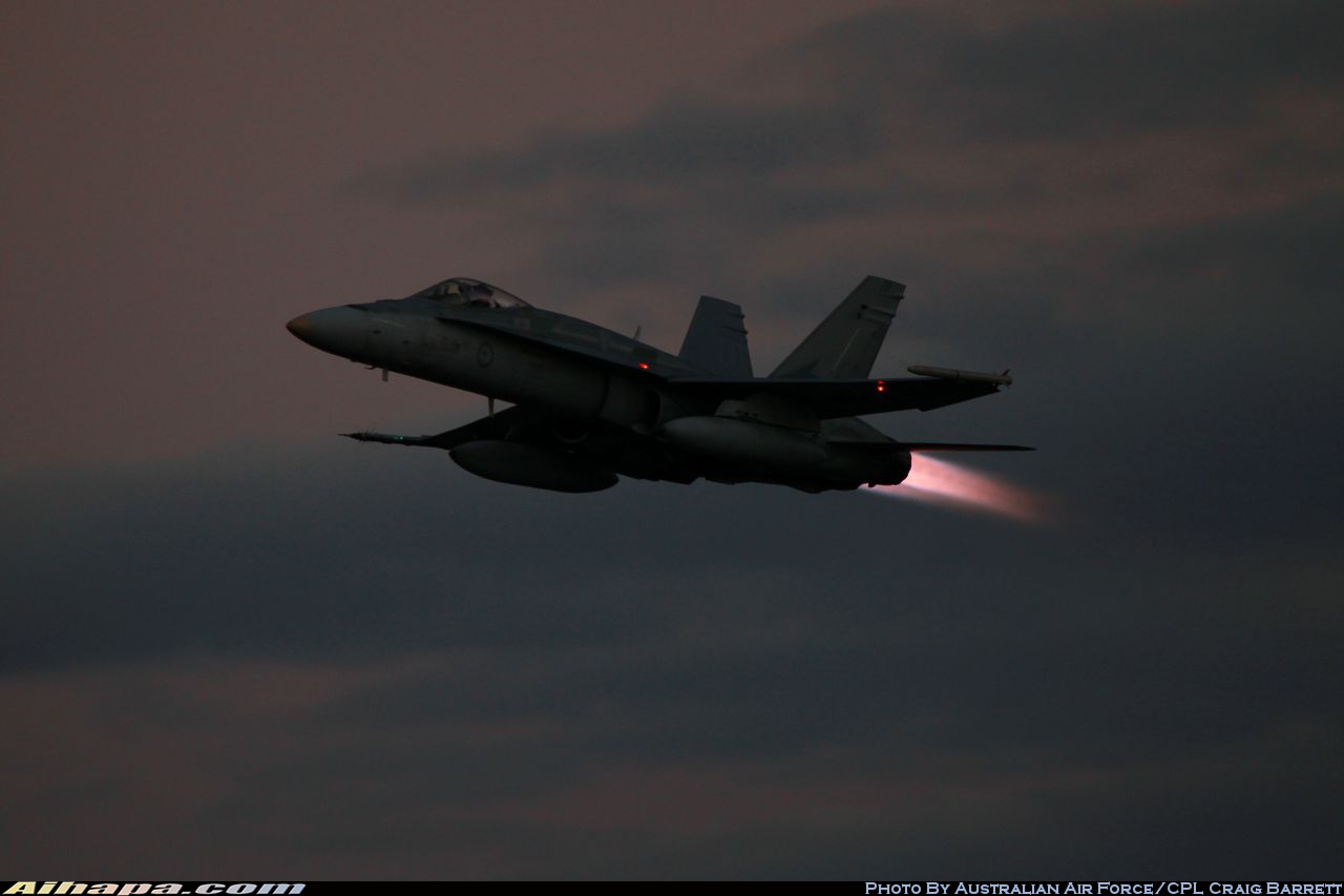 麦克唐纳-道格拉斯 F/A-18A&ldquo;大黄蜂&rdquo; \vert{} ID:26607
