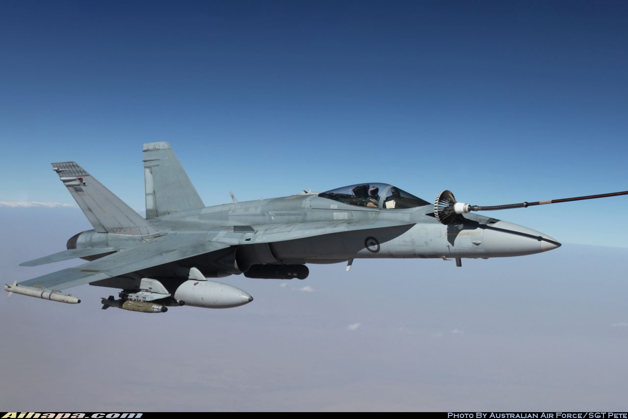 麦克唐纳-道格拉斯 F/A-18A&ldquo;大黄蜂&rdquo; \vert{} ID:27600