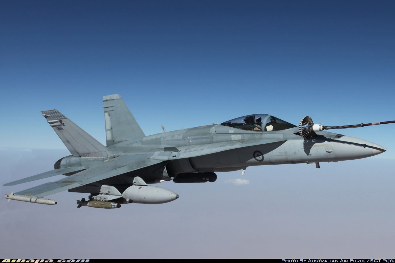 麦克唐纳-道格拉斯 F/A-18A&ldquo;大黄蜂&rdquo; \vert{} ID:27602