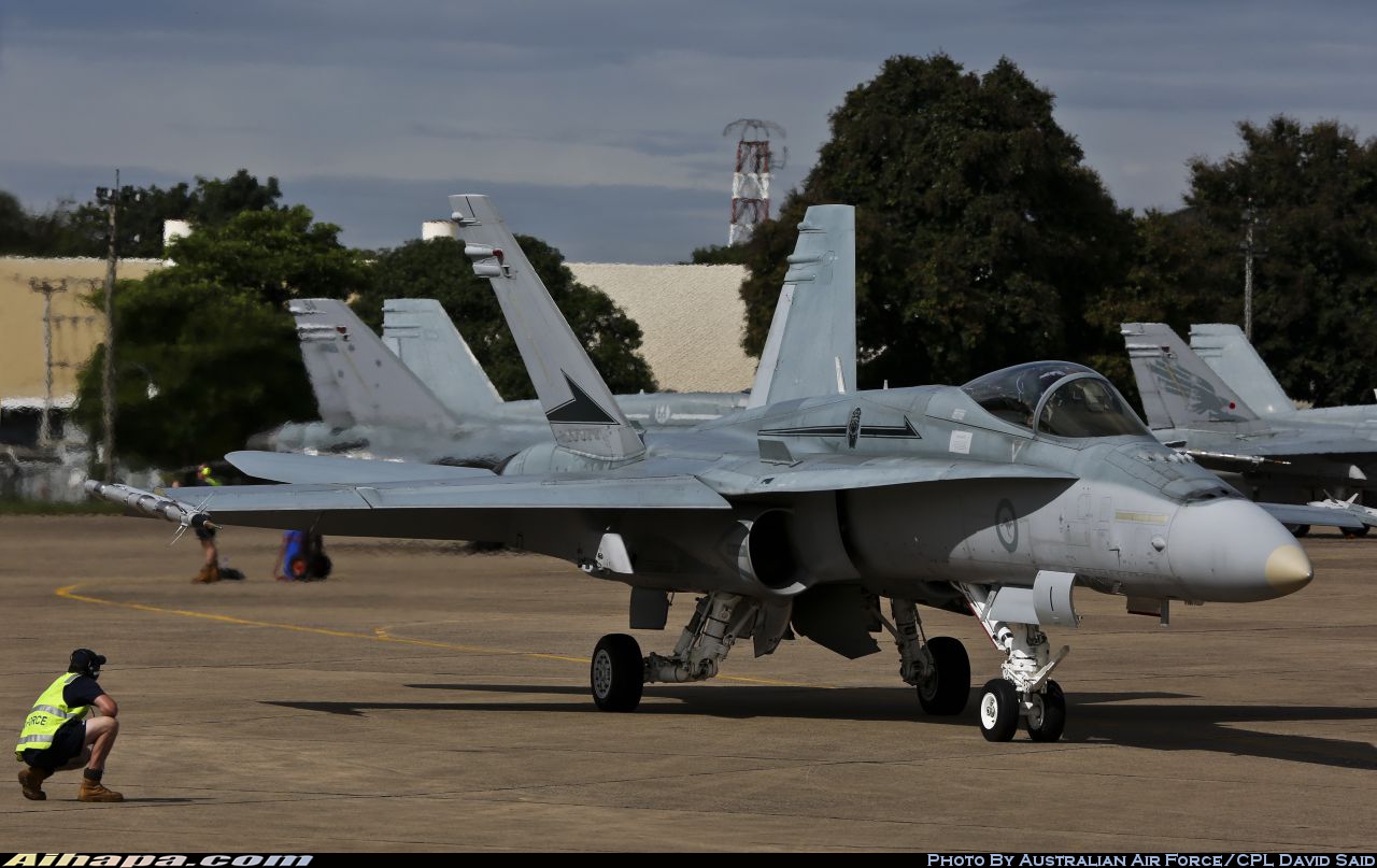 麦克唐纳-道格拉斯 F/A-18A&ldquo;大黄蜂&rdquo; \vert{} ID:27620