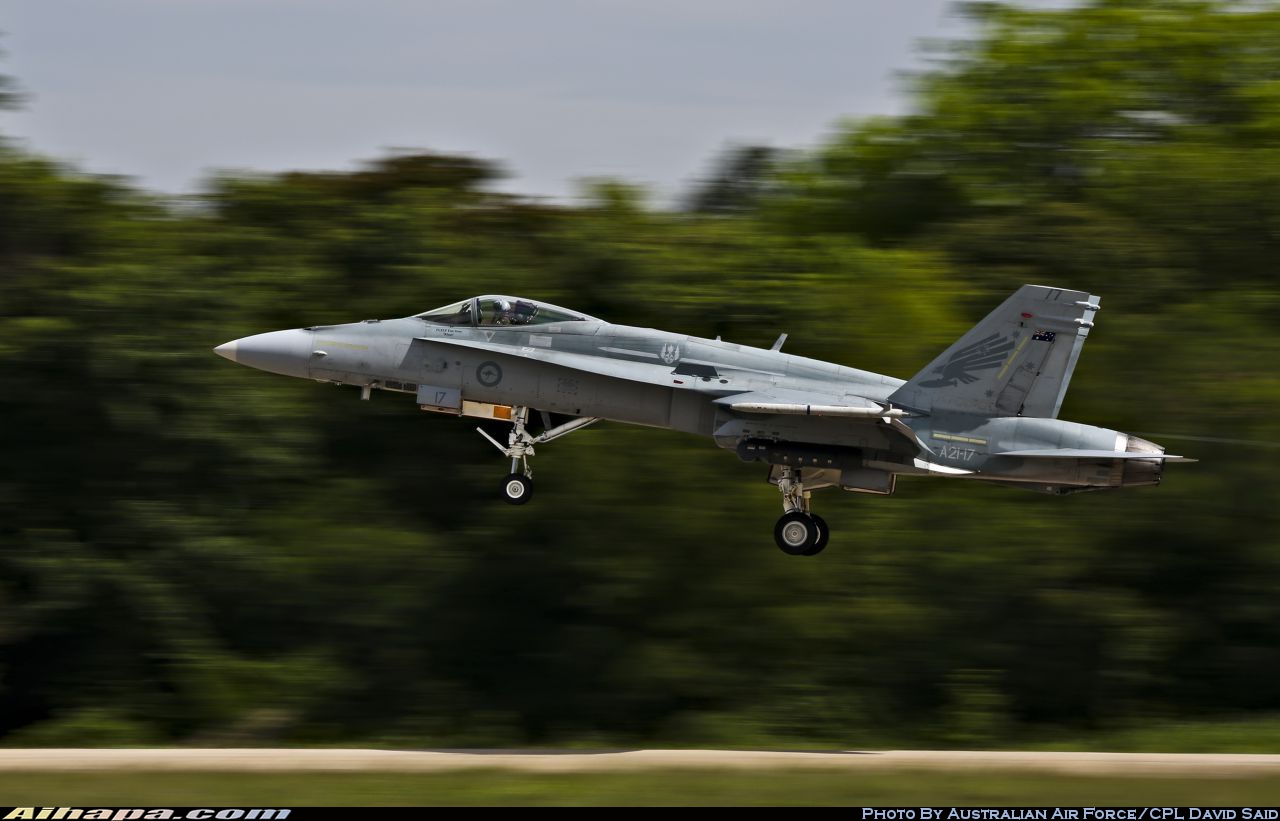 麦克唐纳-道格拉斯 F/A-18A&ldquo;大黄蜂&rdquo; \vert{} ID:27614